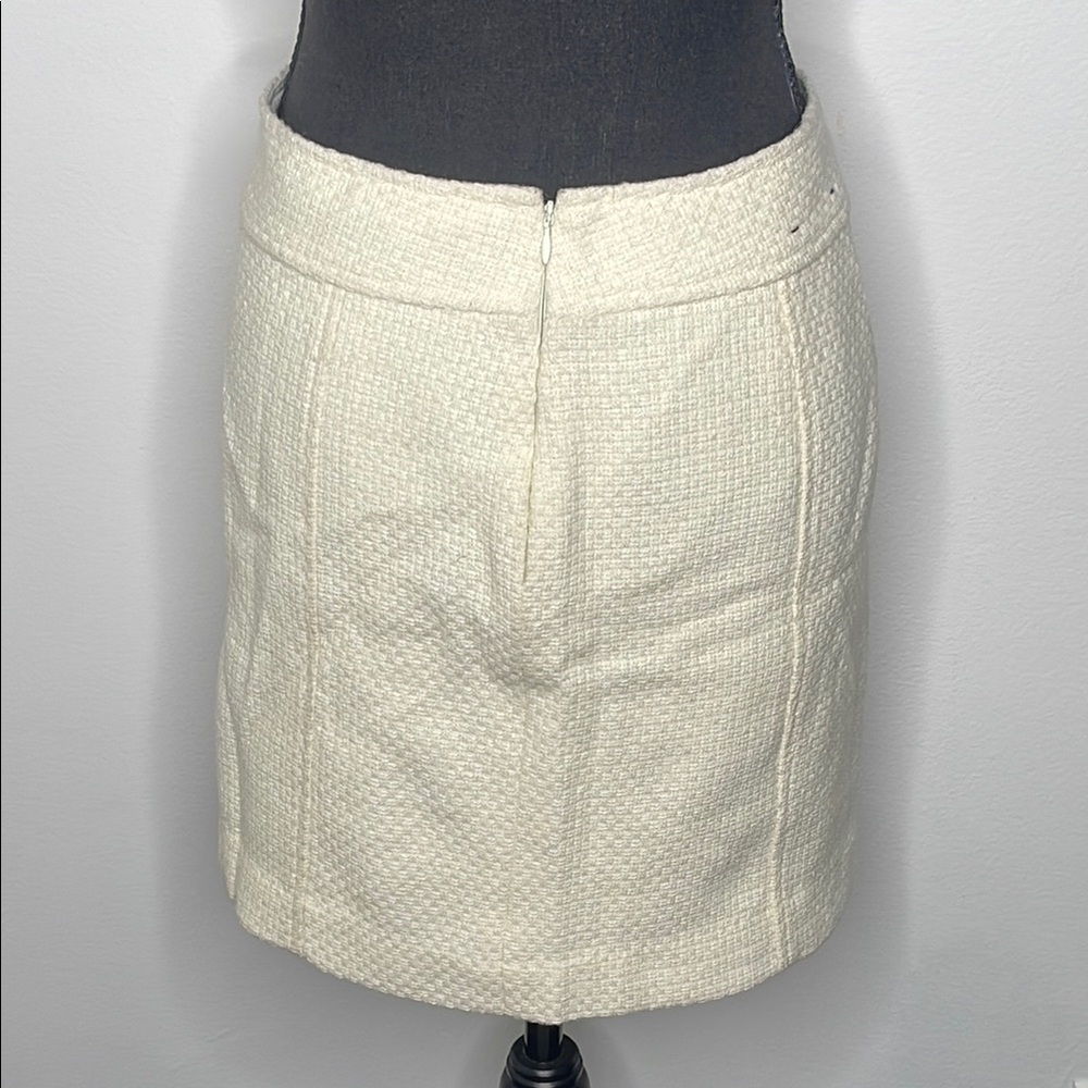 BANANA REPUBLIC Elegant Cream Skirt - Picture 3 of 8
